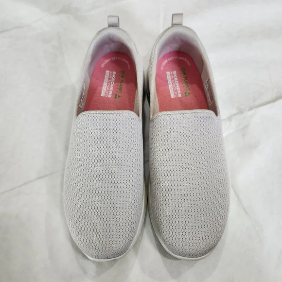 Skechers Size 8 Gray Slip-On Sneakers - Picture 3 of 5